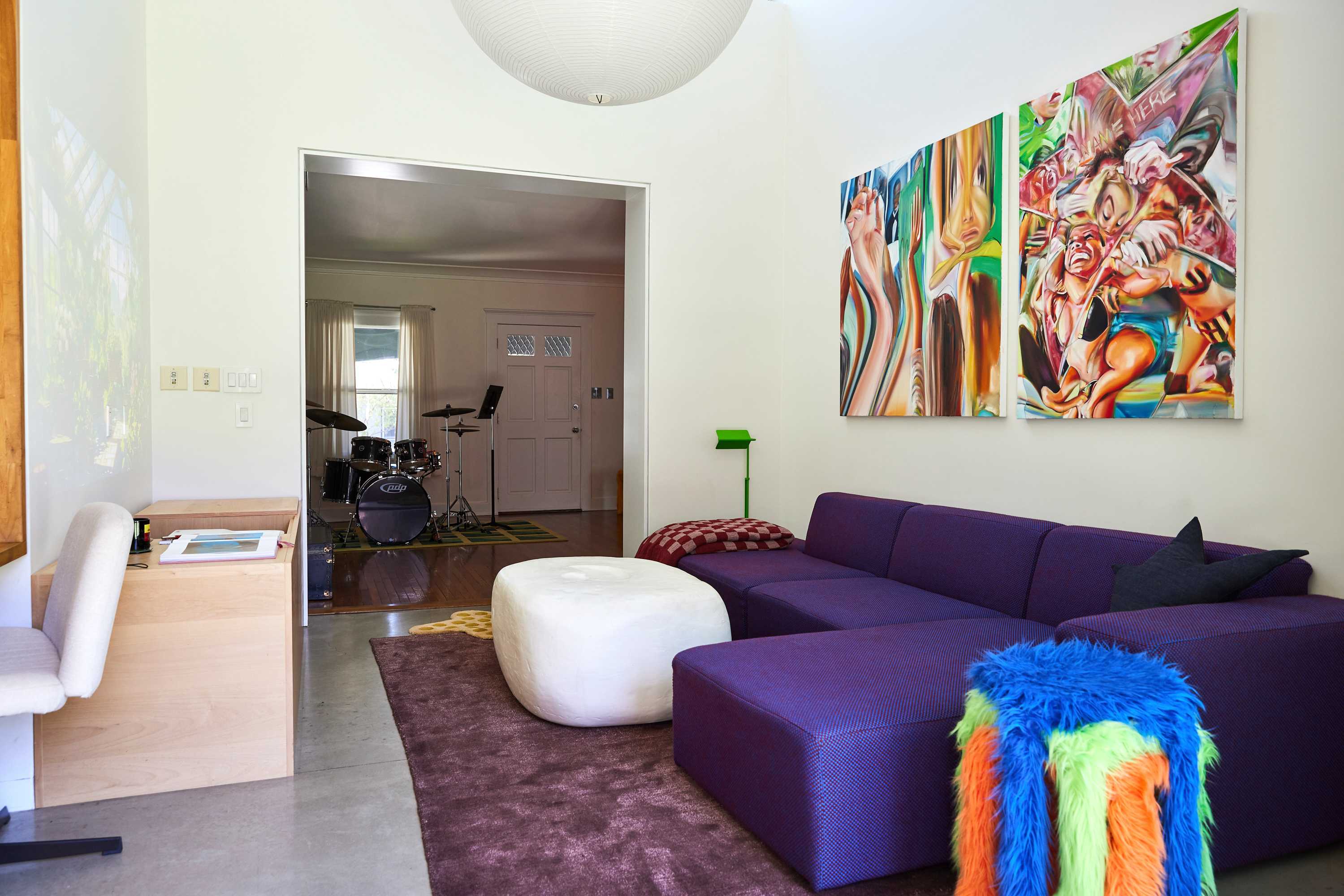 Discover Design Details in an LA Rental Home of 2 Besties
